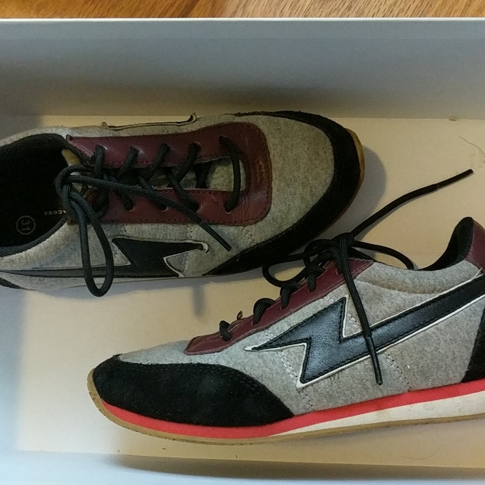Little Marc Jacobs boy sneakers size 31